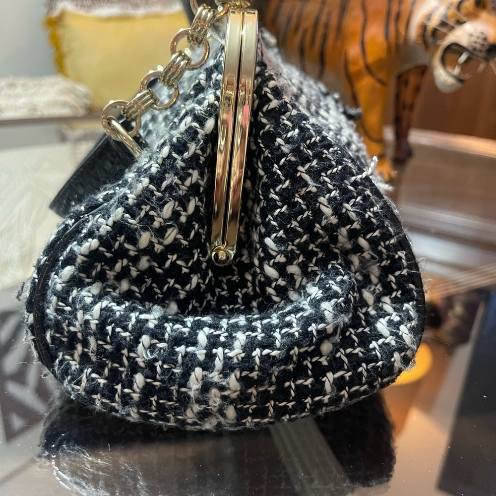 Liz Claiborne Black and White plaid Clutch with  Chanel vibes Y2K elegant classy - Picture 5 of 9